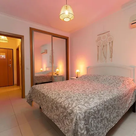 Apartment T1 Da Rocha *